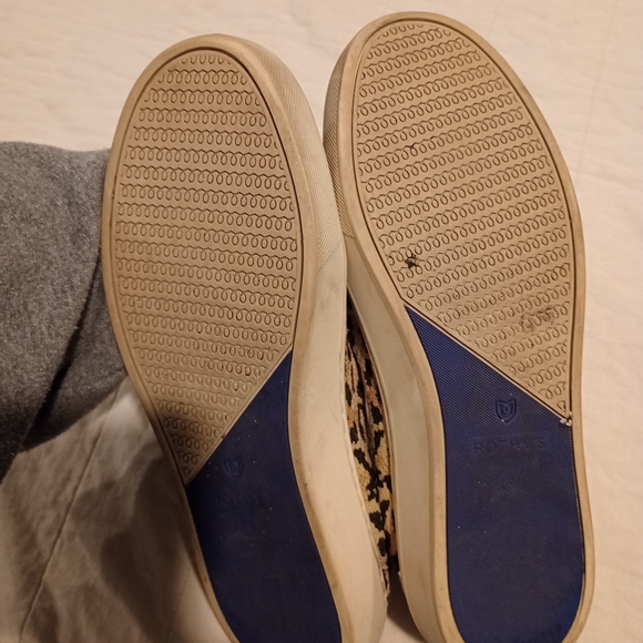 Rothy's Slip On Sneaker Leopard Print Desert Cat - Picture 3 of 7